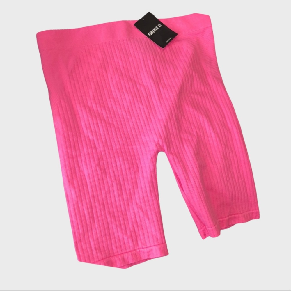 💕Trendy hot pink biker shorts NWT M